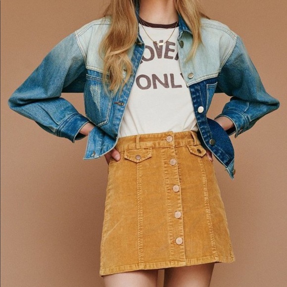 Urban Outfitters Dresses & Skirts - Urban Outfitters Button Front Mini Skirt Size 2